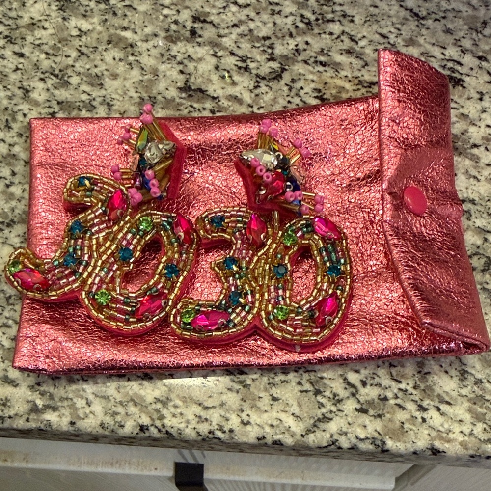 “30” Beaded Earrings with Pouch